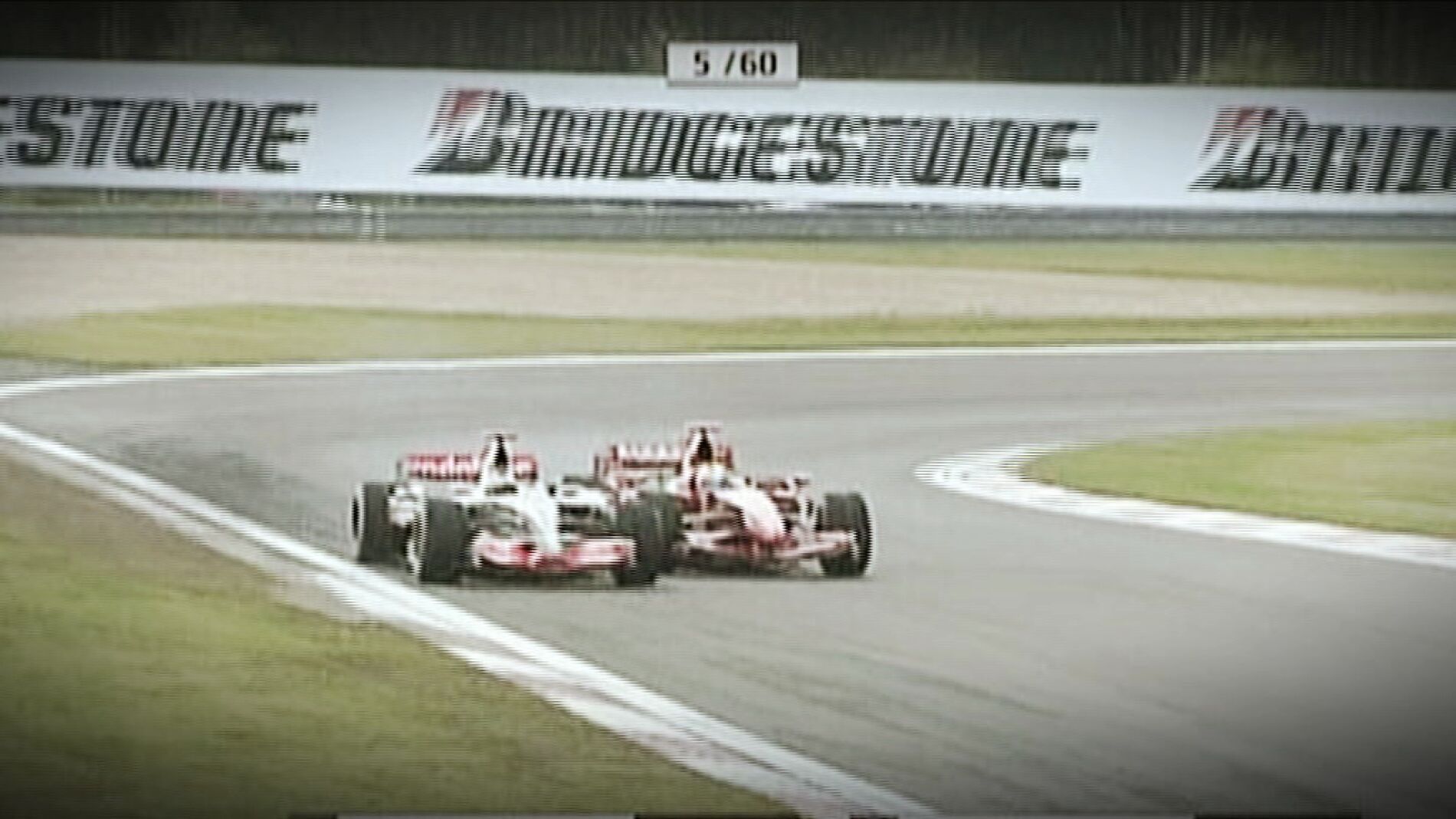 La pasada de Alonso a Massa