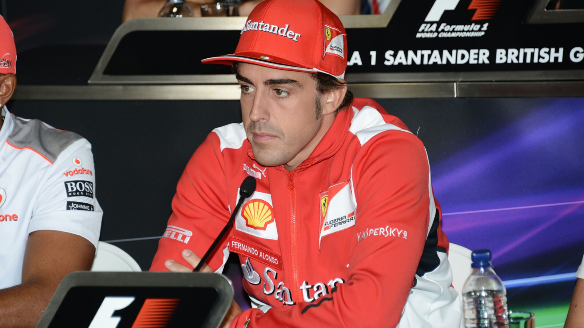 Alonso, en la rueda de prensa de la FIA