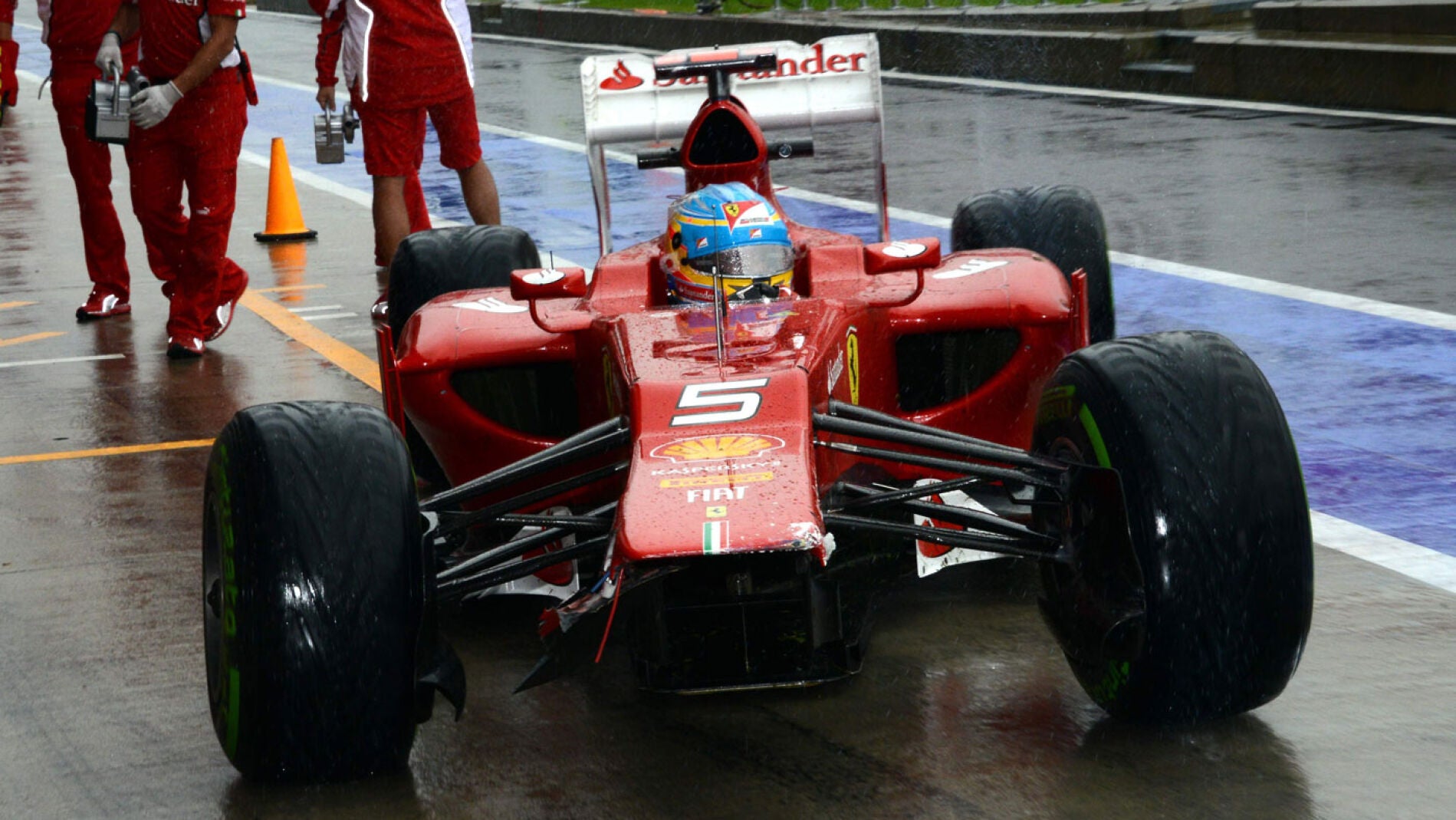 Alonso termin&oacute; sin aler&oacute;n delantero