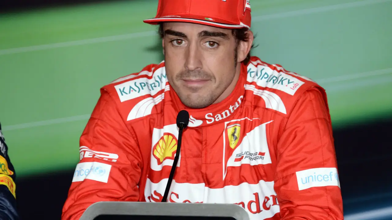 Alonso: "Estoy muy contento con esta pole después de casi dos años"