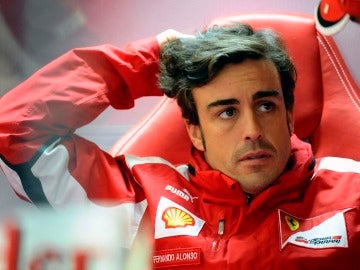 Alonso en los Libres de Silverstone
