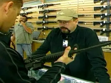 La matanza en EEUU reaviva la polémica sobre las armas La matanza en EEUU reaviva la polémica sobre las armas