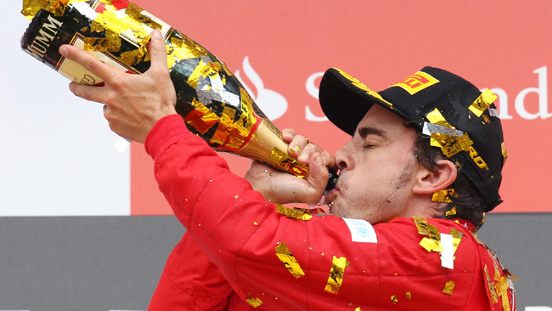 Fernando Alonso celebrando su triunfo en el GP de Alemania.