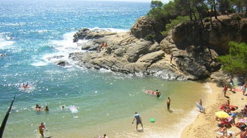 Una playa de la Costa Brava