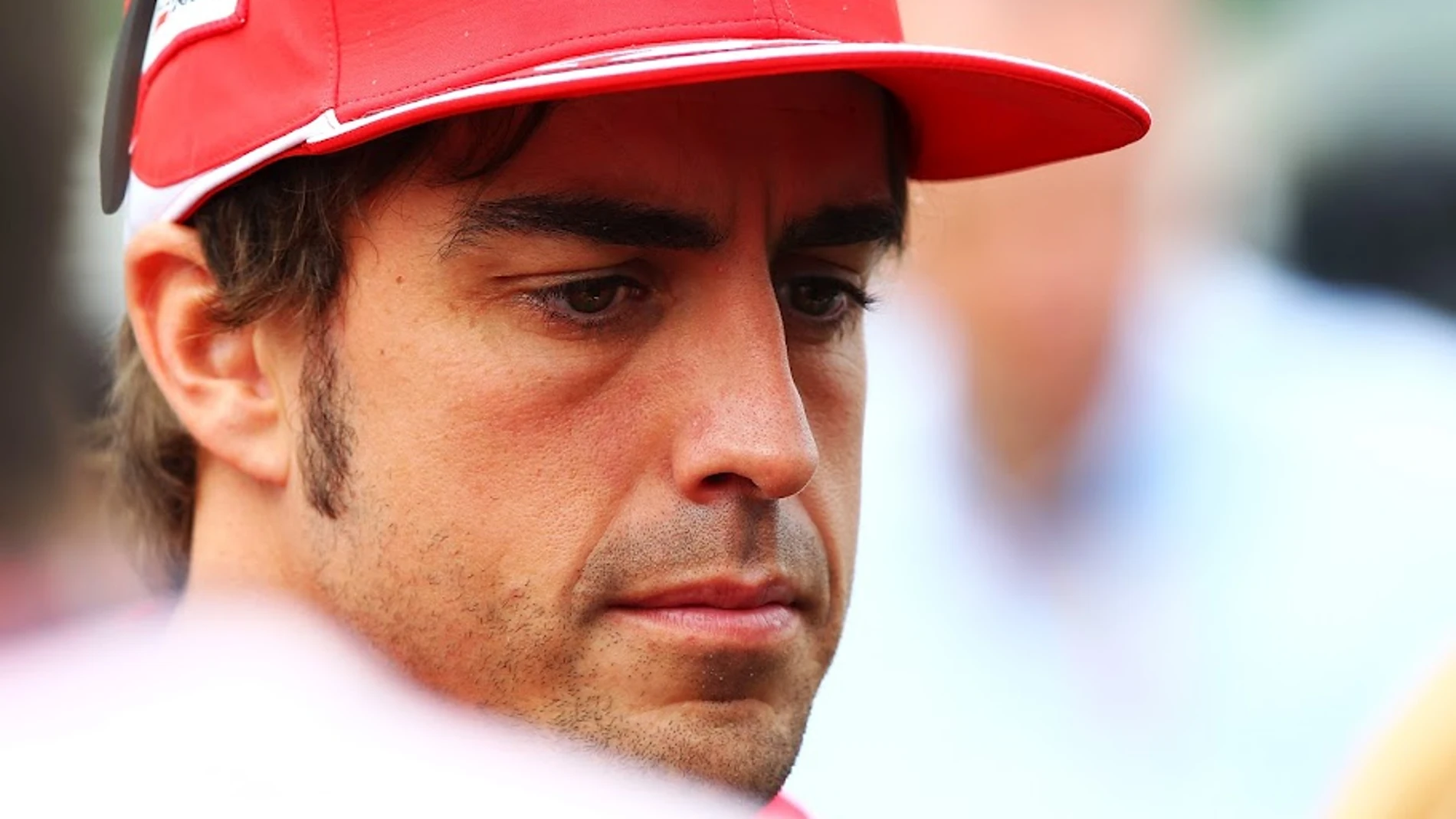 Alonso: "La prioridad es terminar por delante de Webber" 