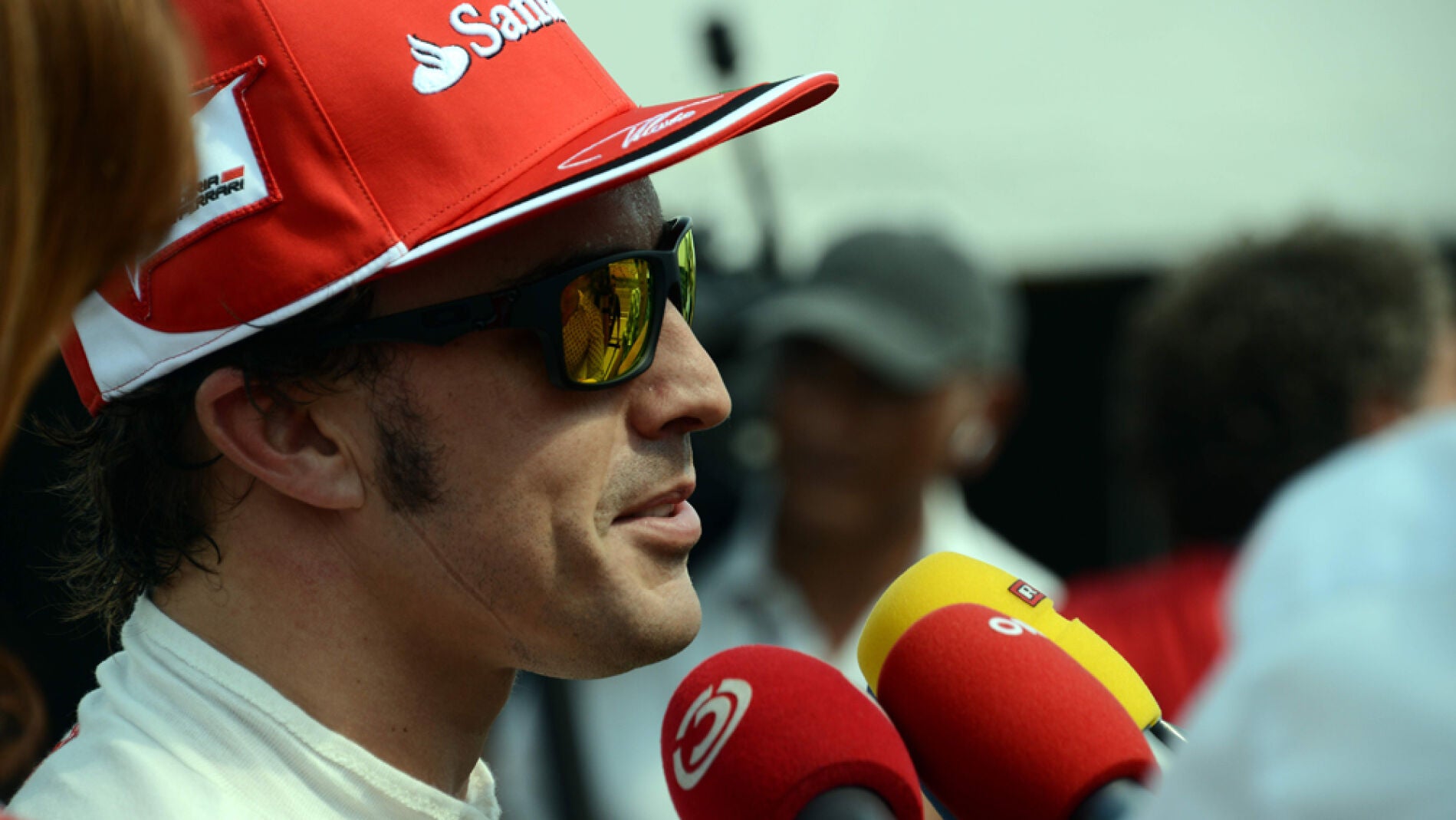 Alonso, frente a la prensa
