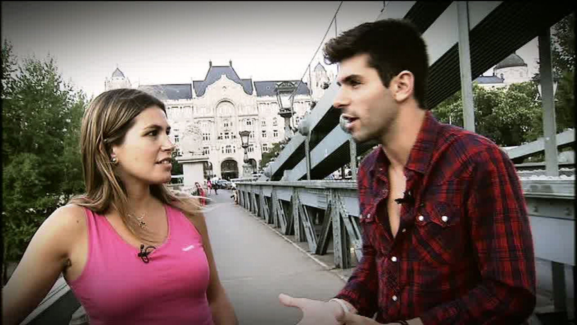 Alguersuari con Nira Juanco en Budapest