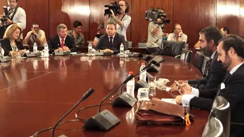 Momento de la comparecencia de Antonio Diz-Lois Momento de la comparecencia de Antonio Diz-Lois