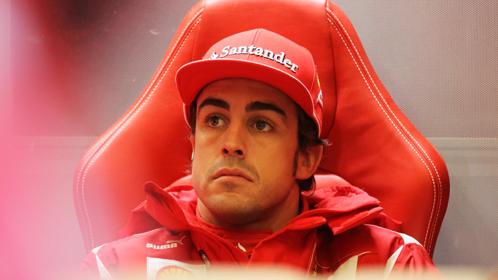 Alonso, en el box.