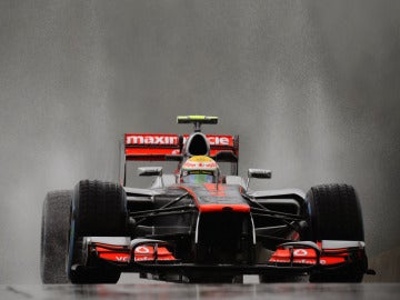 McLaren vuelve de las vacaciones con cambios visibles en el alerón 