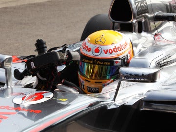 Lewis Hamilton logra la pole