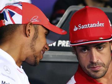 Alonso y Hamilton en rueda de prensa