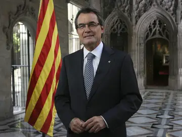 Artur Mar, presidente de la Generalitat durante su discurso Artur Mar, presidente de la Generalitat durante su discurso