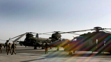 Destruyen seis cazas en el ataque a la base donde se encuentra el príncipe Enrique