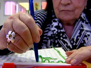 Aprendiendo a vivir con Alzheimer (Archivo) Aprendiendo a vivir con Alzheimer (Archivo)