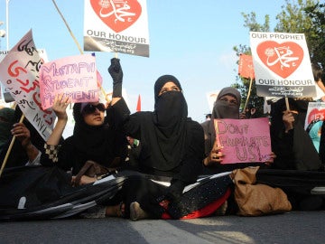 Manifestantes contra el vídeo 'La inocencia de los musulmanes' en Pakistán