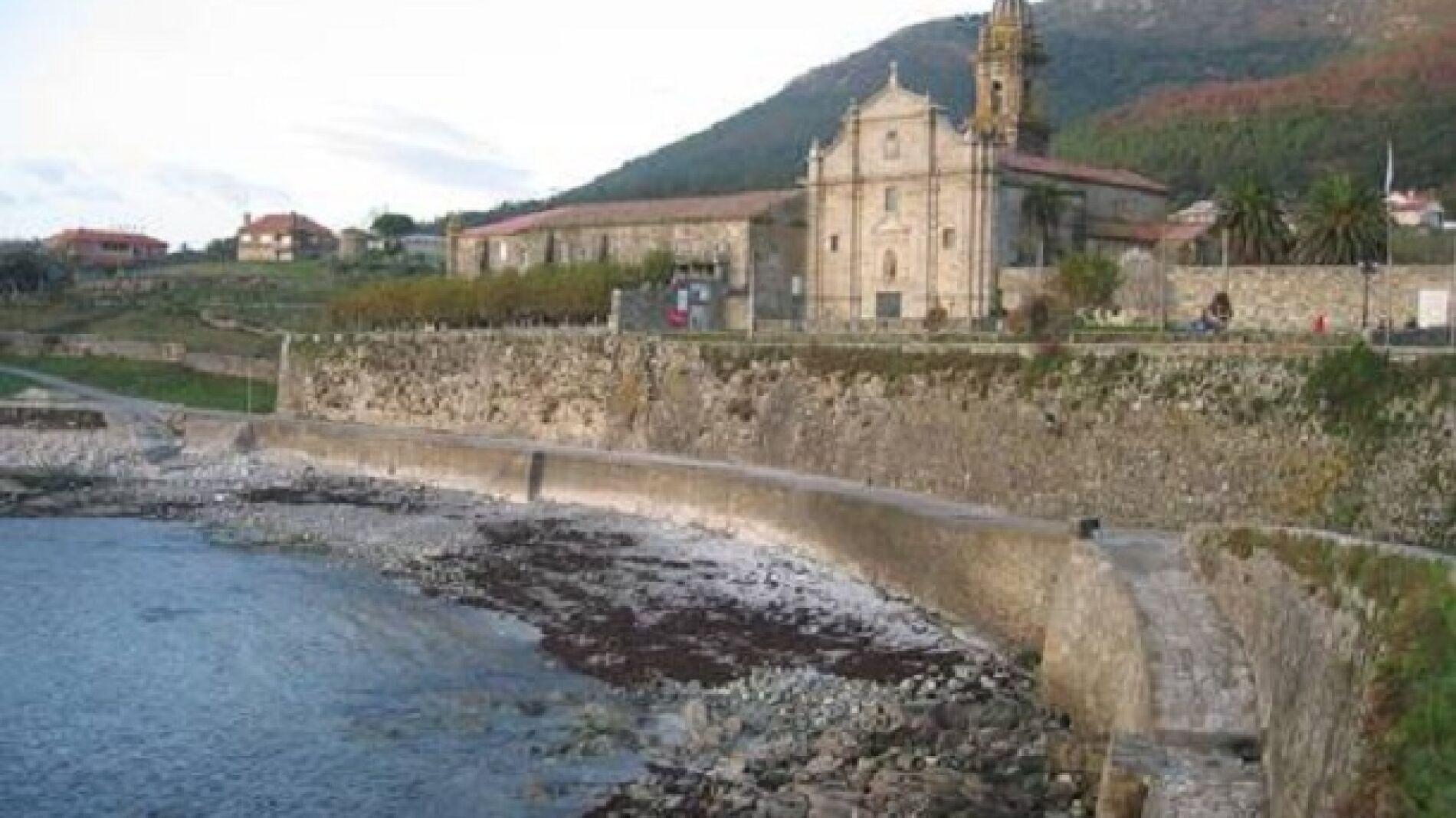 Monasterio de Santa Mar&iacute;a de Oia