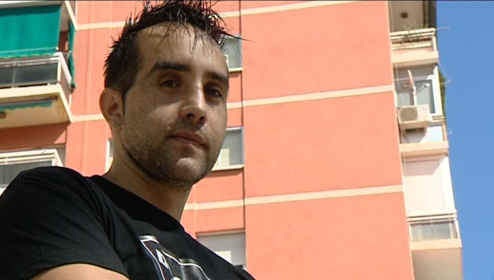 Ángel sufrió el robo de su furgoneta por parte del hermano de El Rafita