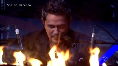 ¿Lo ves? con el piano de fuego