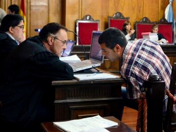 Un jurado popular ha juzgado a Javier Cruz a 18 años de prisión Un jurado popular ha juzgado a Javier Cruz a 18 años de prisión