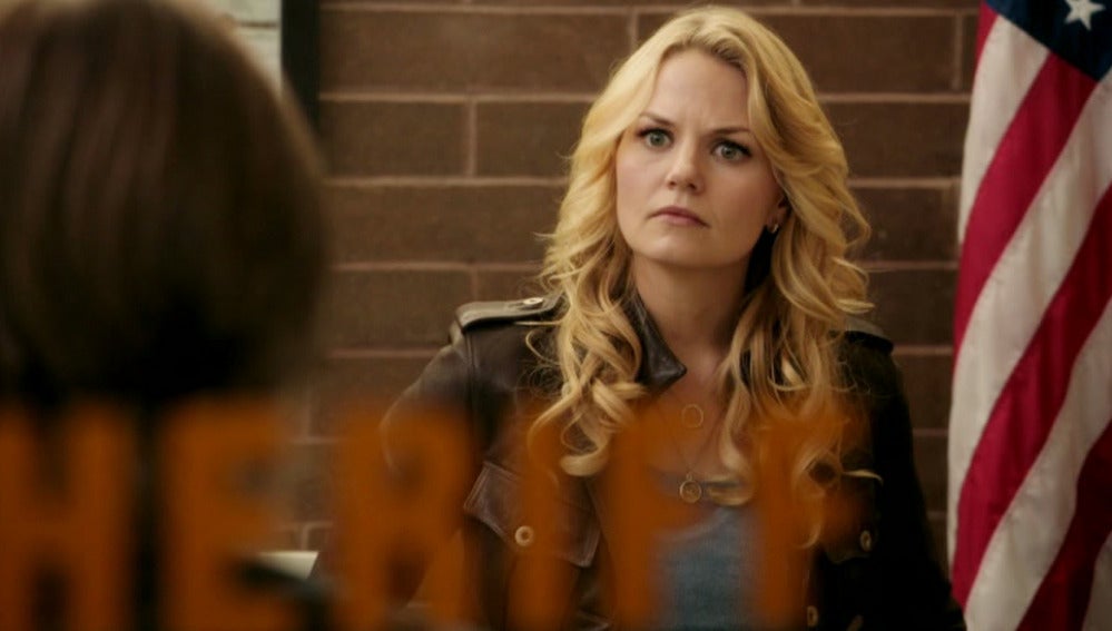 Emma se convierte en sheriff de Storybrooke