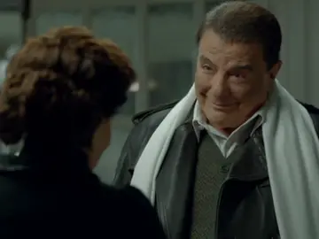 Ernesto llega al Gran Hotel Ernesto llega al Gran Hotel