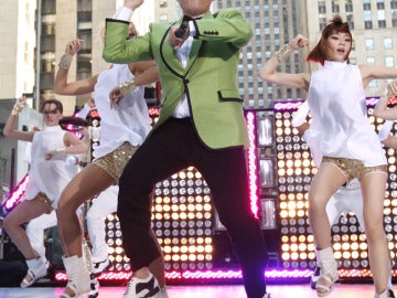 Imagen del rapero coreano Psy en un concierto.