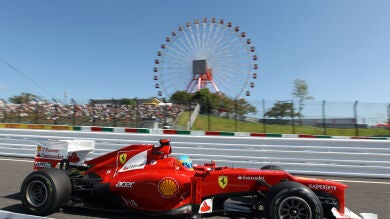 Alonso prueba su Ferrari en Suzuka con los McLaren imparables en los Libres 1