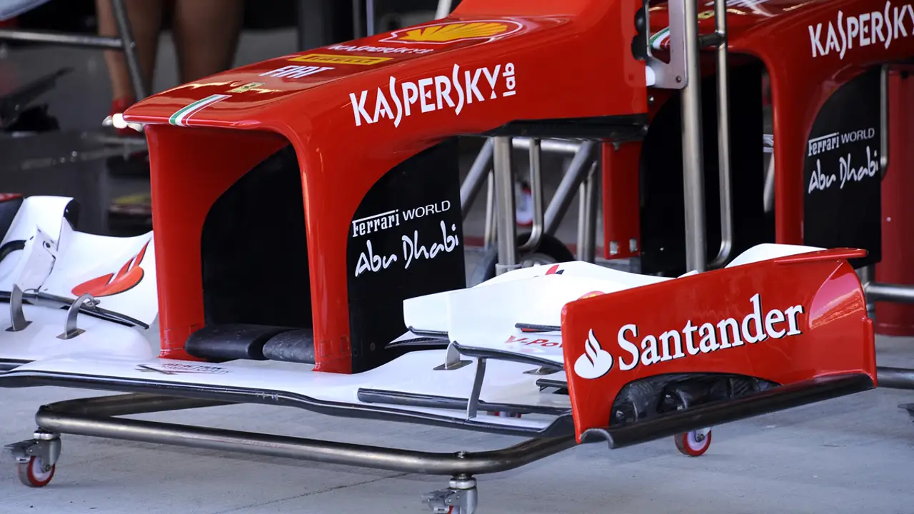 Alonso, de pruebas con el alerón del Ferrari