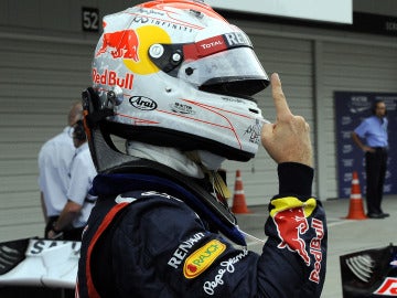 Vettel, tras lograr la pole en Japón