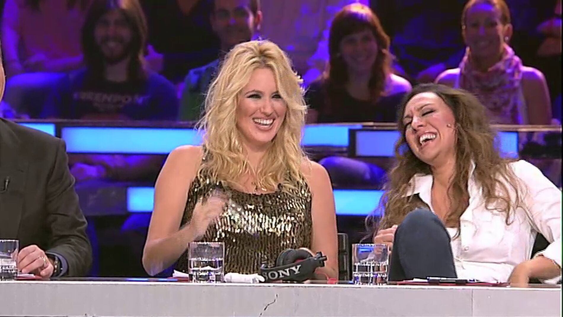 M&oacute;nica Naranjo y Carolina Cerezuela