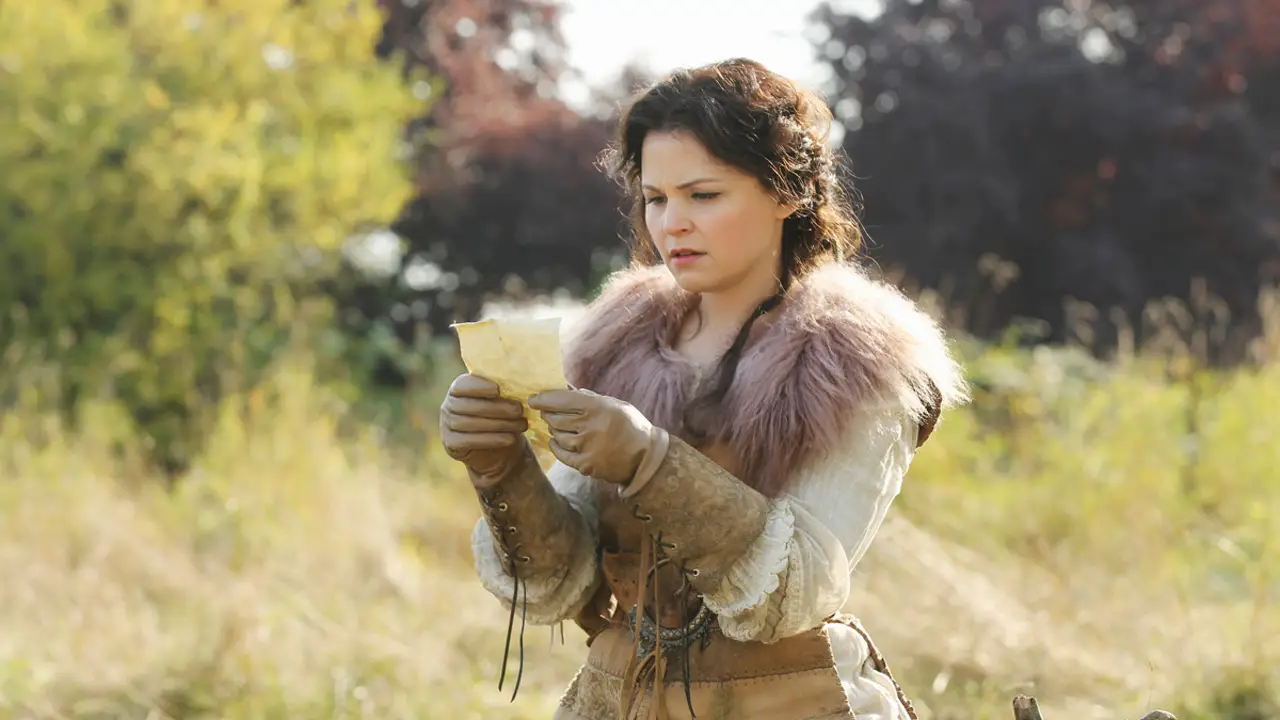 Blancanieves lee una carta