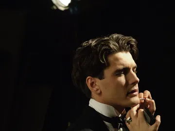 Maquillando a Yon González Maquillando a Yon González