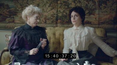 Elisa quiere que Sofía dé el pecho a su hijo