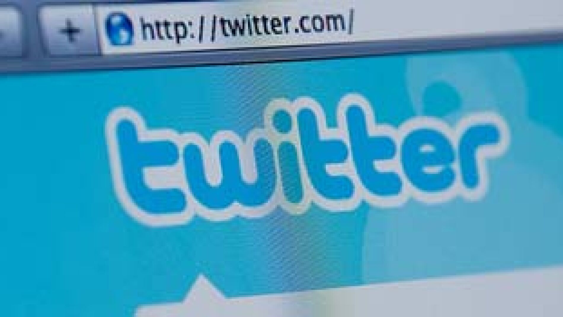 Twitter retrasa su salida a bolsa