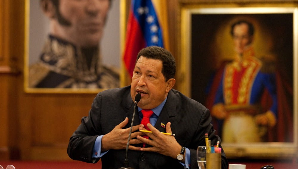 Chávez en rueda de prensa tras la reelección