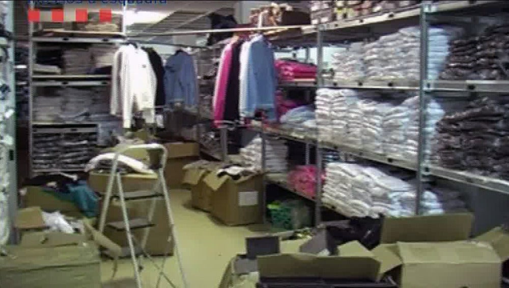 Ropa falsa incautada en la operación Drap