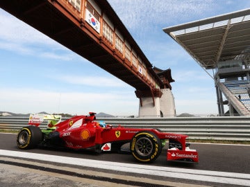 Alonso, sobre el Ferrari en Yeongam