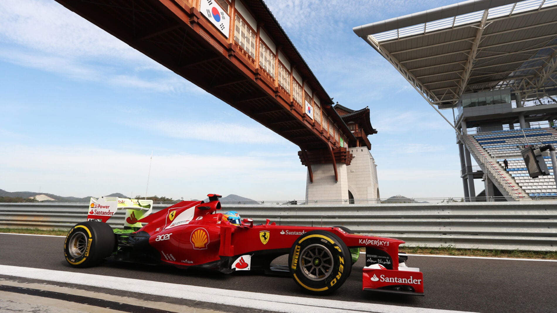 Alonso, sobre el Ferrari en Yeongam