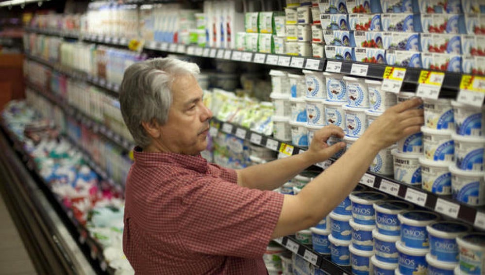 Comprando en un supermercado 