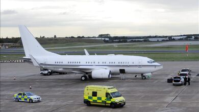 Malala Yousafzai llega a Reino Unido para recuperarse tras su ataque en Pakistán