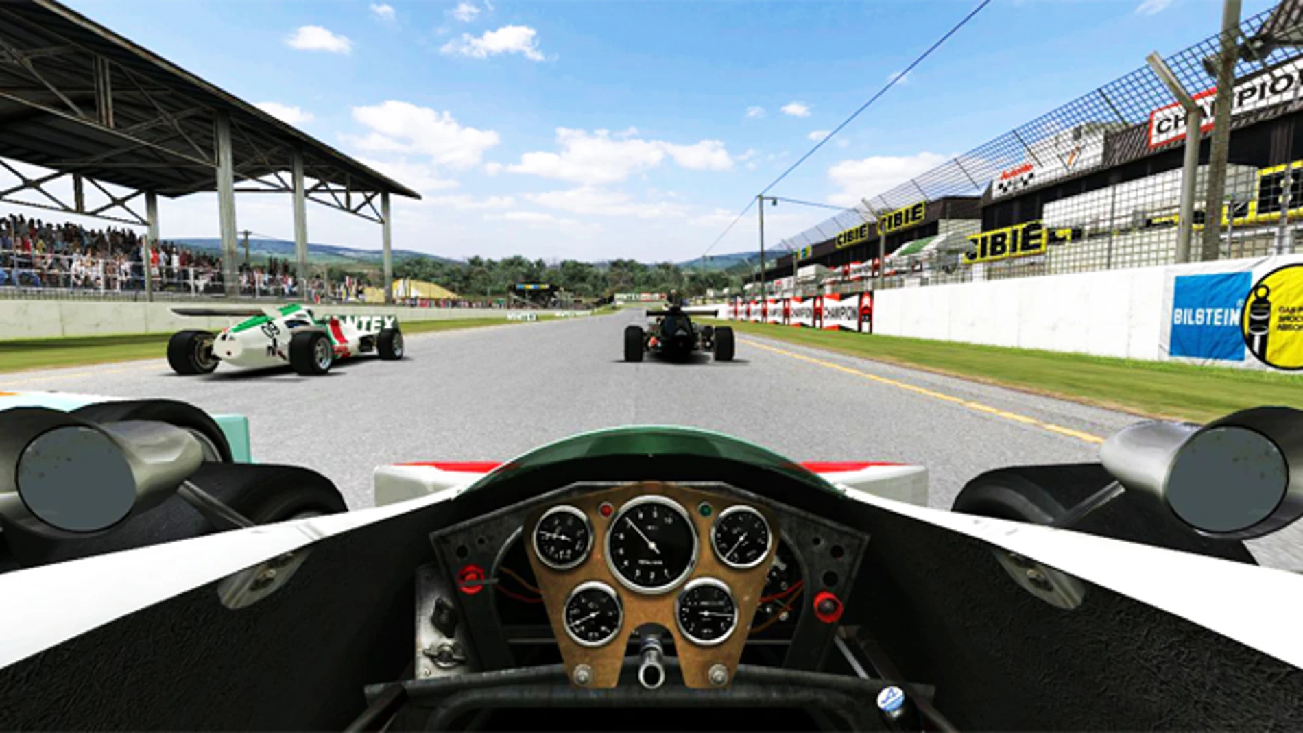 Vista 'on board' de un simulador de Fórmula 1.