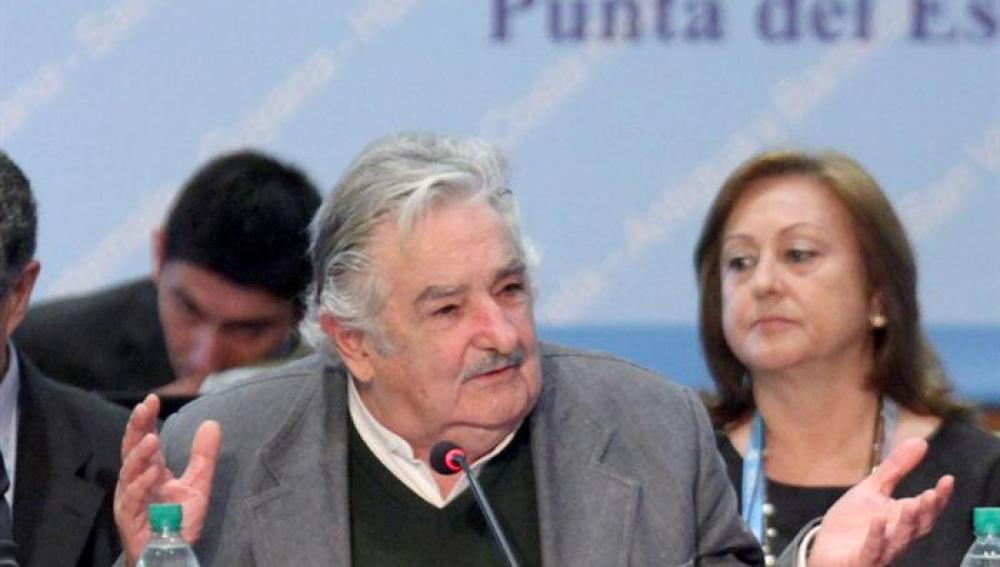 El presidente José Mújica tendrá que ratificar la Ley que legaliza el aborto