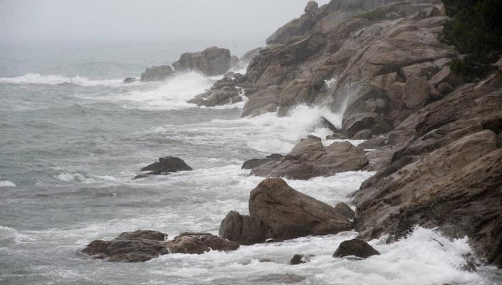 Se reanuda la búsqueda del joven francés desaparecido en el litoral de Gerona