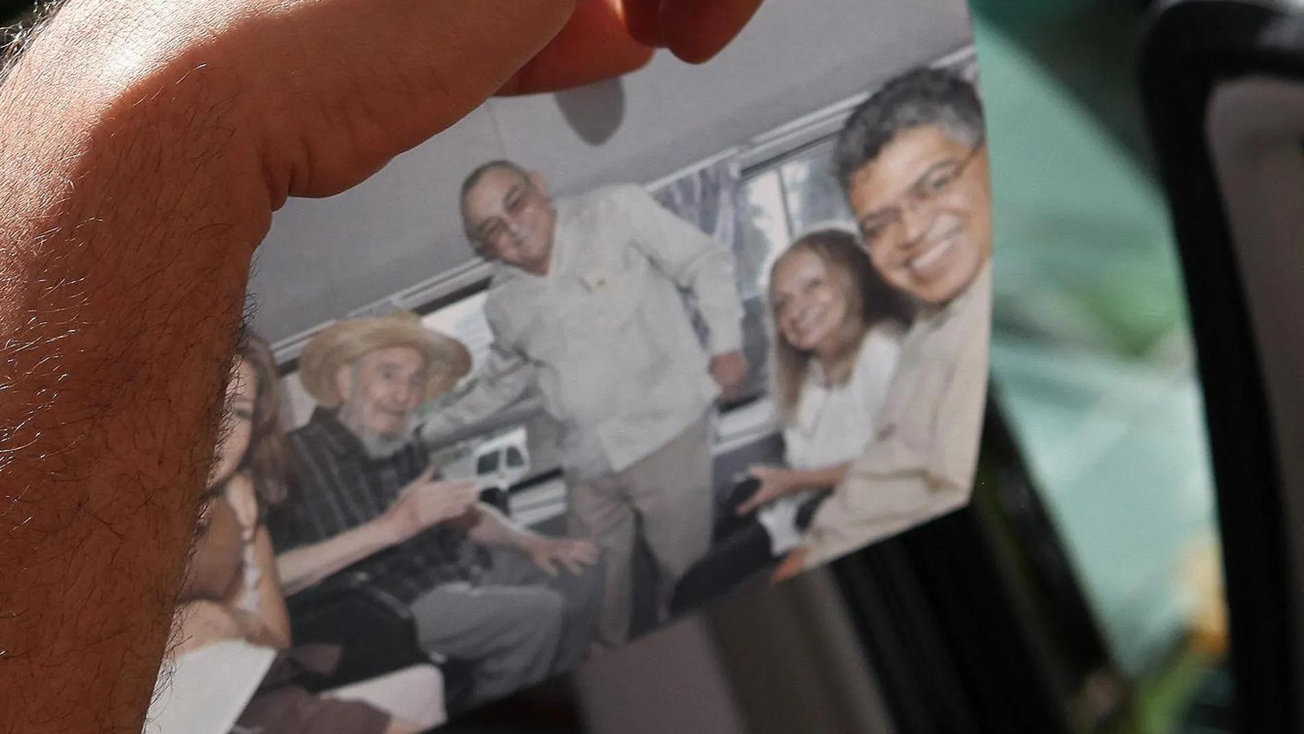Imagen que muestra a Fidel Castro este pasado sábado en buen estado de salud Imagen que muestra a Fidel Castro este pasado sábado en buen estado de salud