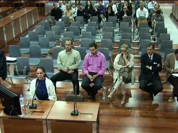 Isabel Pantoja en el juicio Isabel Pantoja en el juicio