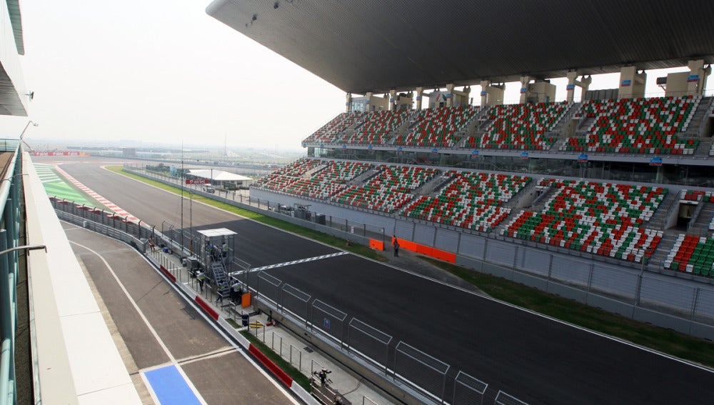 Recta principal del circuito de Buddh
