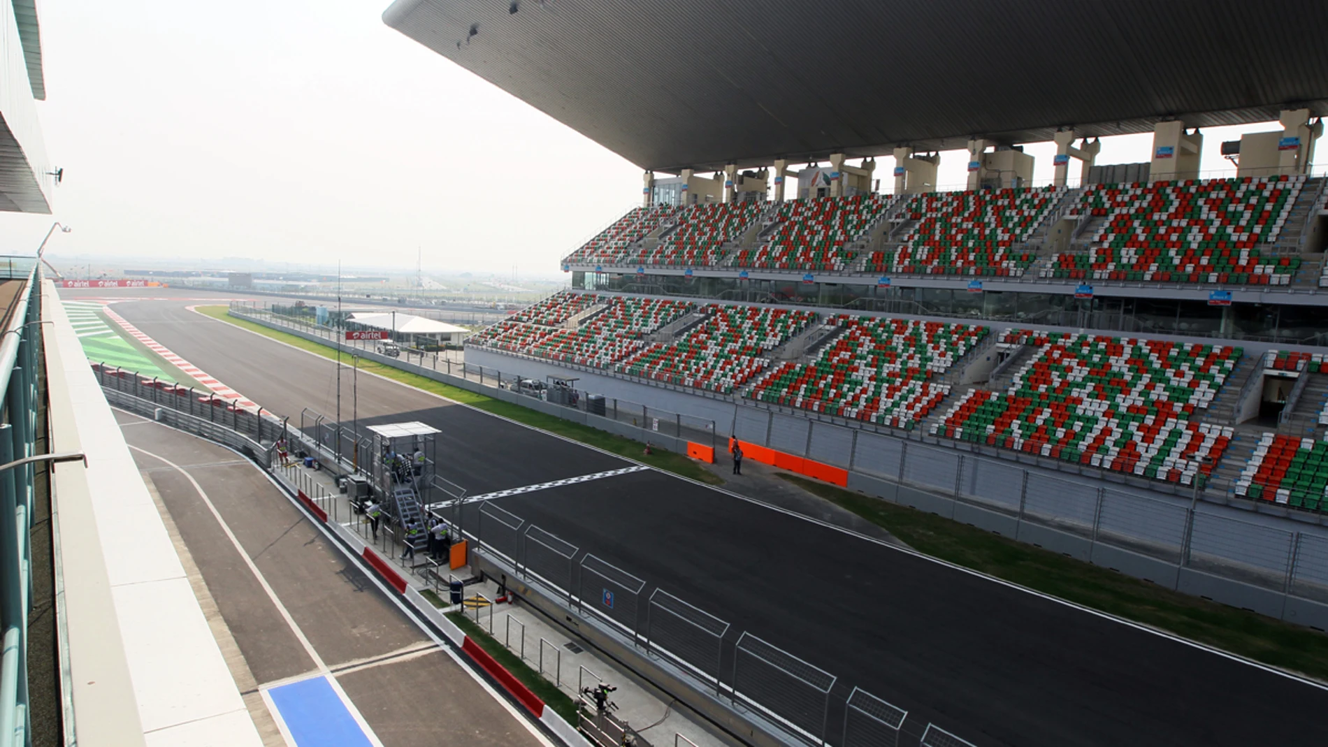 Recta principal del circuito de Buddh