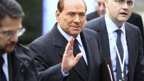 Berlusconi afirma que preferiría ser ministro de economía Berlusconi afirma que preferiría ser ministro de economía