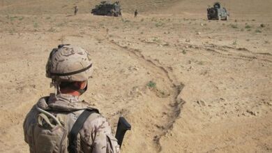 España podría replegar el grueso de tropas de Afganistán antes de 2014